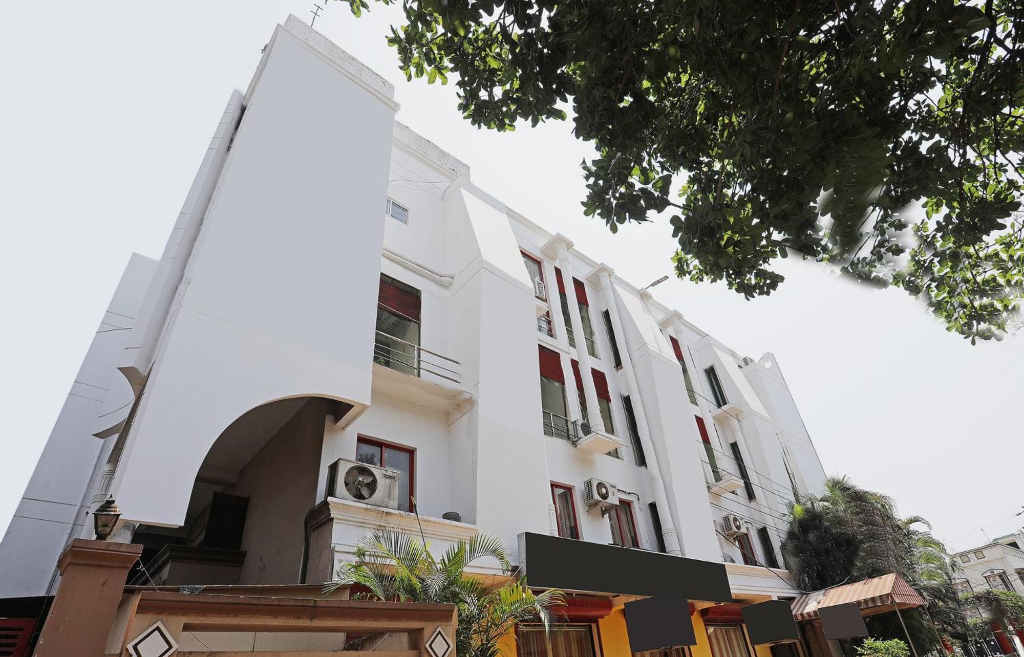 Hotel Nayapalli Bhubaneswar Exterior photo